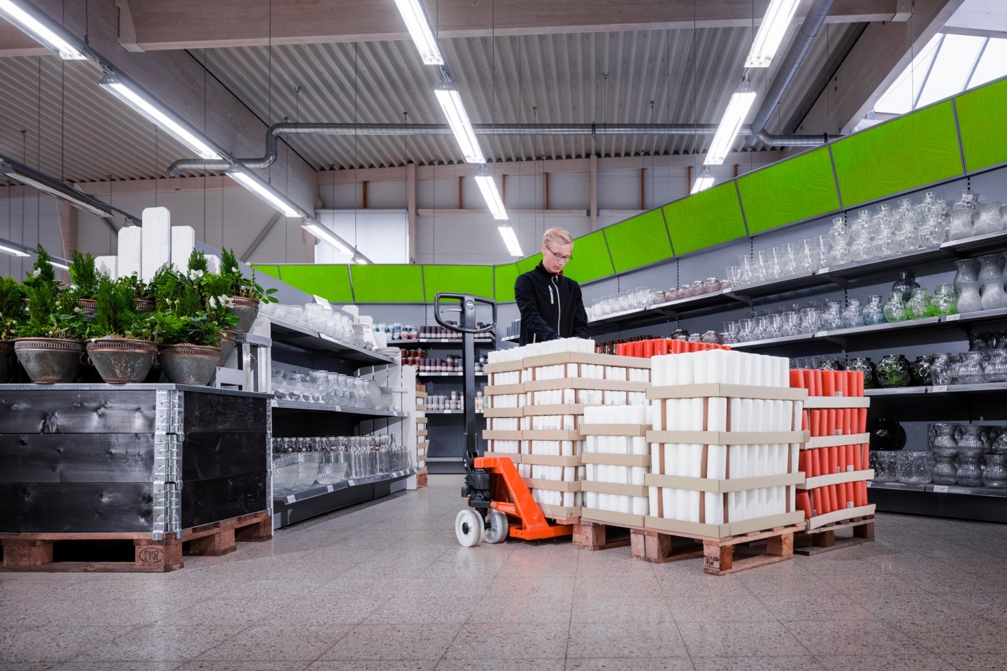 toyota-bt-lifter-lhm230-1-2 toyota-bt-lifter-lhm230-1-2