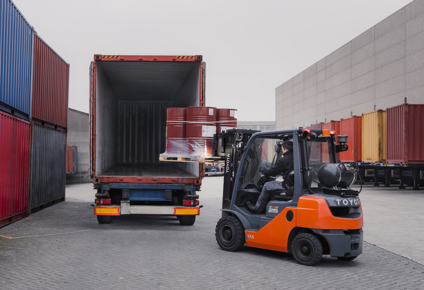 toyota-tonero-2.5t-transport toyota-tonero-2.5t-transport